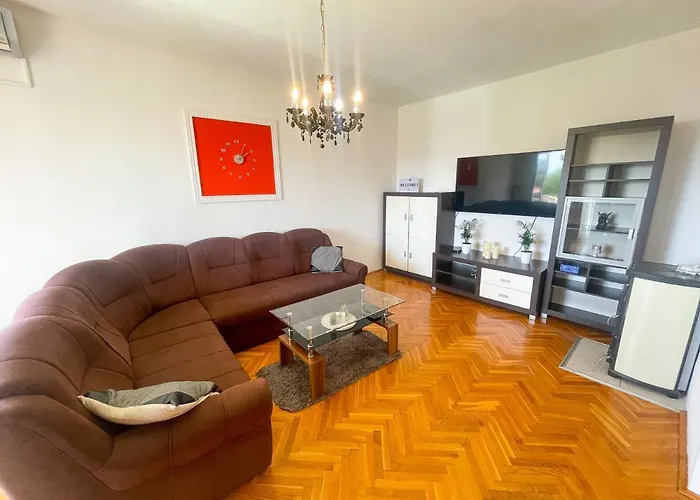 Lu&ni Apartamento Dramalj