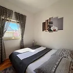 Apartman Lu&ni *