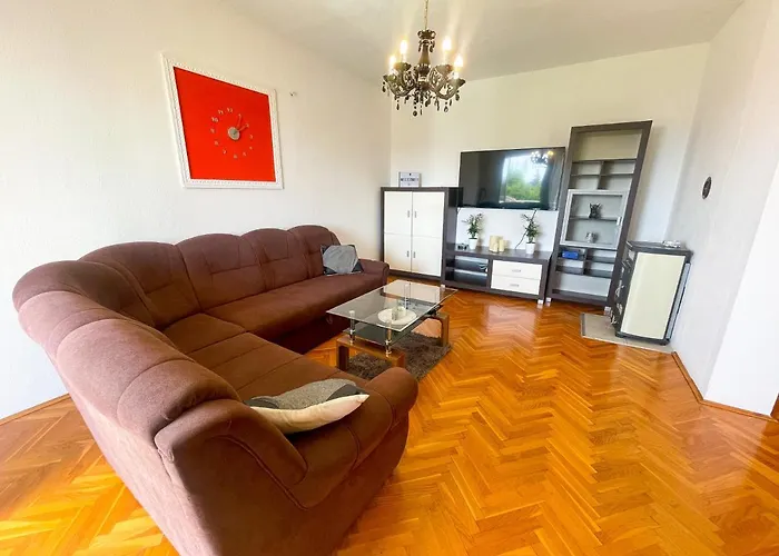 Apartman Lu&ni